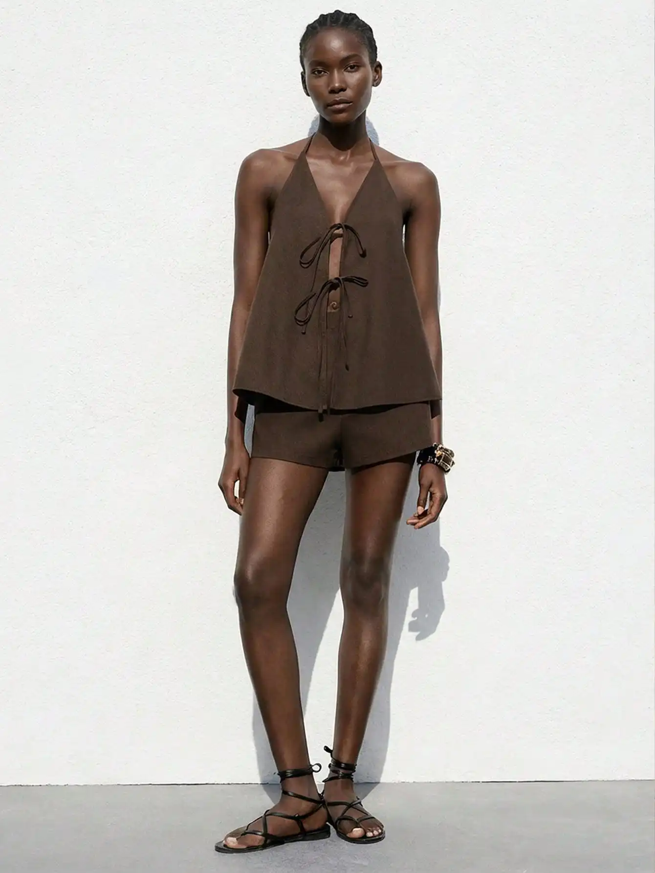 Women Solid Brown Halter Top And Shorts 2 Piece Set Beach Vacation Outfit
Women Solid Brown Halter Top And Shorts 2 Piece Set Beach Vacation Outfit