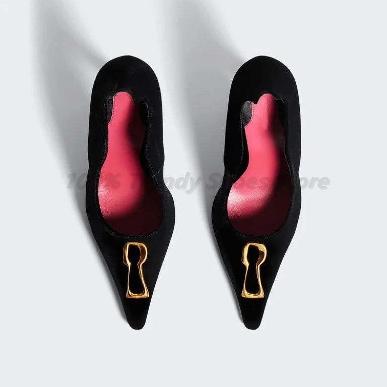 European and American Fashionable Women's Shoes, High Heels, Elegant and Comfortable Cross-Border High-End Women's Shoes
European and American Fashionable Women's Shoes, High Heels, Elegant and Comfortable Cross-Border High-End Women's Shoes