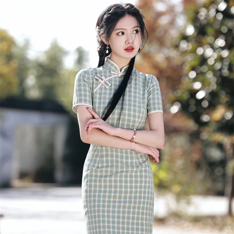 Traditional Sexy Cotton Linen Plaid Printed Cheongsam Young Girls Chinese Style Qipao Evening Party Dress For Women
Traditional Sexy Cotton Linen Plaid Printed Cheongsam Young Girls Chinese Style Qipao Evening Party Dress For Women