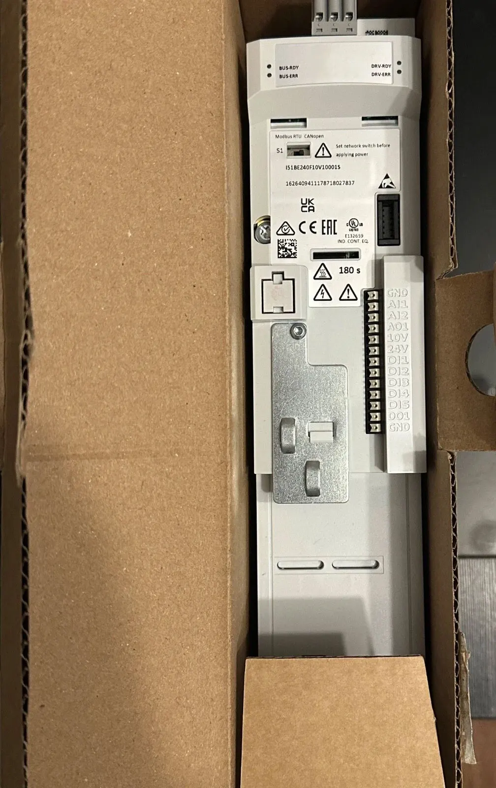 Brand new I51BE275F10V10000S I55BE311F10V10000S I51AE137F10010000S I51BE240F10V10001S I51AE215B10011000S Warrently One-year
Brand new I51BE275F10V10000S I55BE311F10V10000S I51AE137F10010000S I51BE240F10V10001S I51AE215B10011000S Warrently One-year