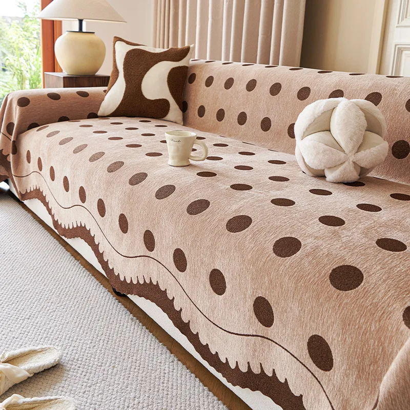 Simple Luxury Chenille Sofa Cover Four Seasons Slip-Resistant Dust-Proof Home Use Soft Comfortable Living Room Decoration
Simple Luxury Chenille Sofa Cover Four Seasons Slip-Resistant Dust-Proof Home Use Soft Comfortable Living Room Decoration