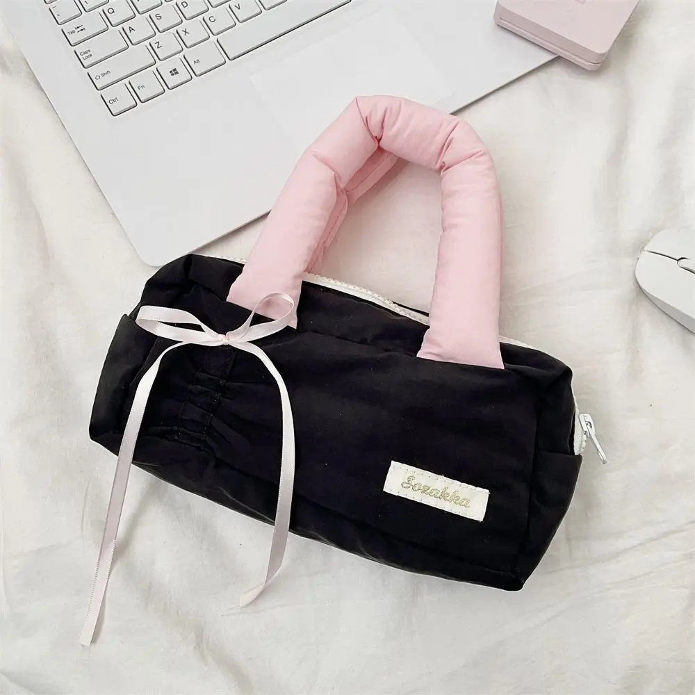 Cute Korean Style Cotton Filled Down Handbag Fresh Color Sweet Bowknot Makeup Bag Soft Zipper Large Capacity Pencil Case Women
Cute Korean Style Cotton Filled Down Handbag Fresh Color Sweet Bowknot Makeup Bag Soft Zipper Large Capacity Pencil Case Women