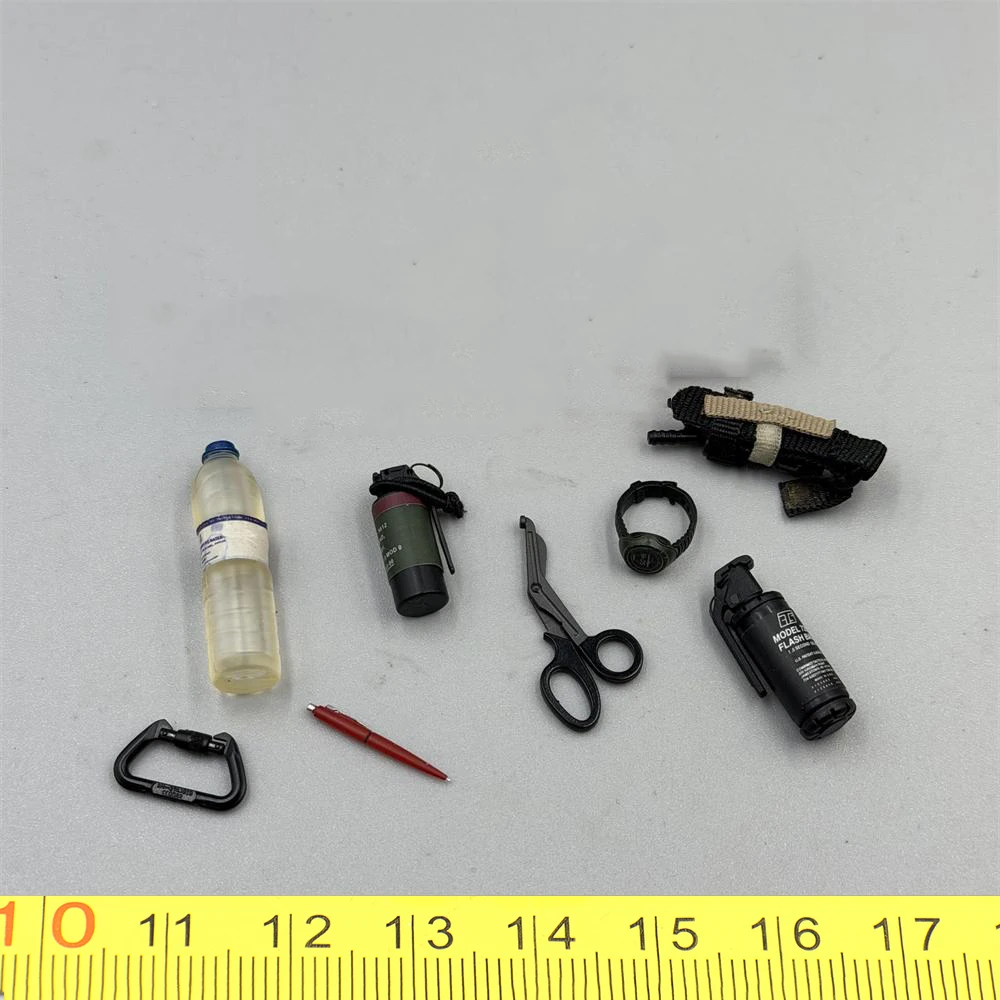 In Stock For Sale 1/6 DAMTOYS DAM 78044A Accessories Mini Toys Model Throw Models Water Bottle Not Real For Fans Collect DIY
In Stock For Sale 1/6 DAMTOYS DAM 78044A Accessories Mini Toys Model Throw Models Water Bottle Not Real For Fans Collect DIY