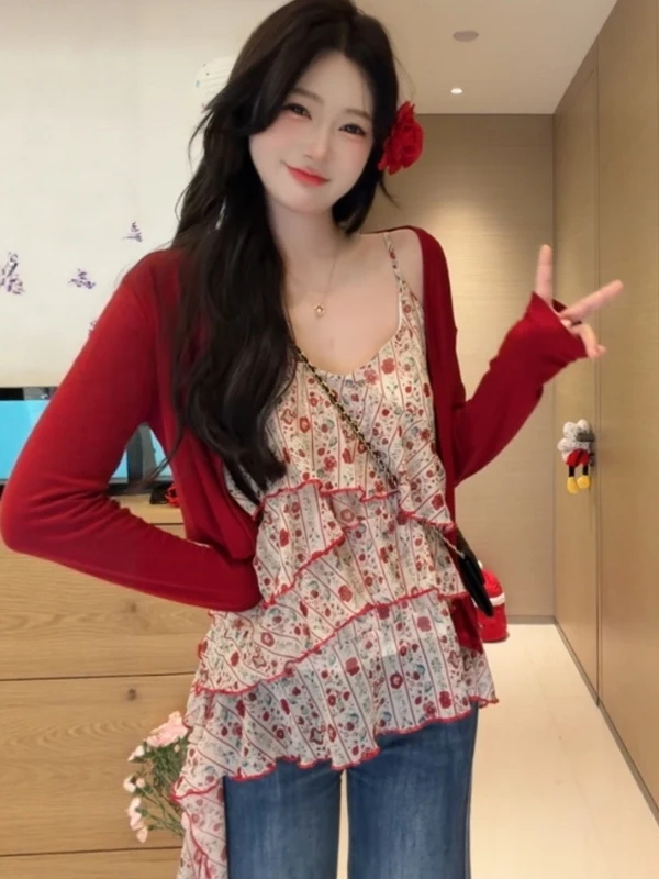 Red Short Ice Silk Knitted Cardigan Thin Long Sleeve Top with Sash Shoulder Shawl Breathable Summer Fashion Outerwear for Women
Red Short Ice Silk Knitted Cardigan Thin Long Sleeve Top with Sash Shoulder Shawl Breathable Summer Fashion Outerwear for Women