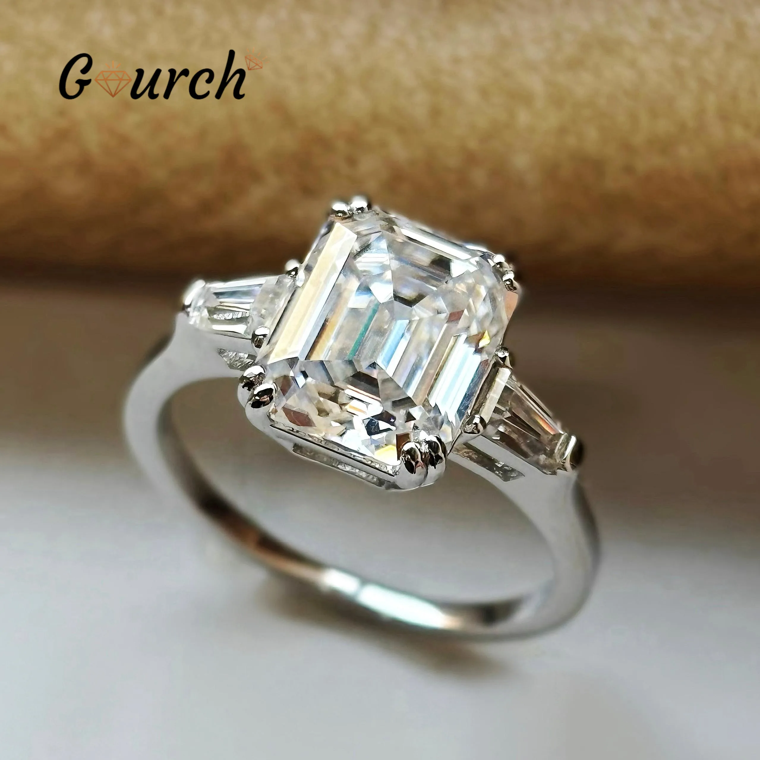 Gourch 1-4CT Cut Moissanite Ring with 925 Silver D Color GRA Certified for Women Wedding Anniversary Party Gift Luxury Jewelry
Gourch 1-4CT Cut Moissanite Ring with 925 Silver D Color GRA Certified for Women Wedding Anniversary Party Gift Luxury Jewelry