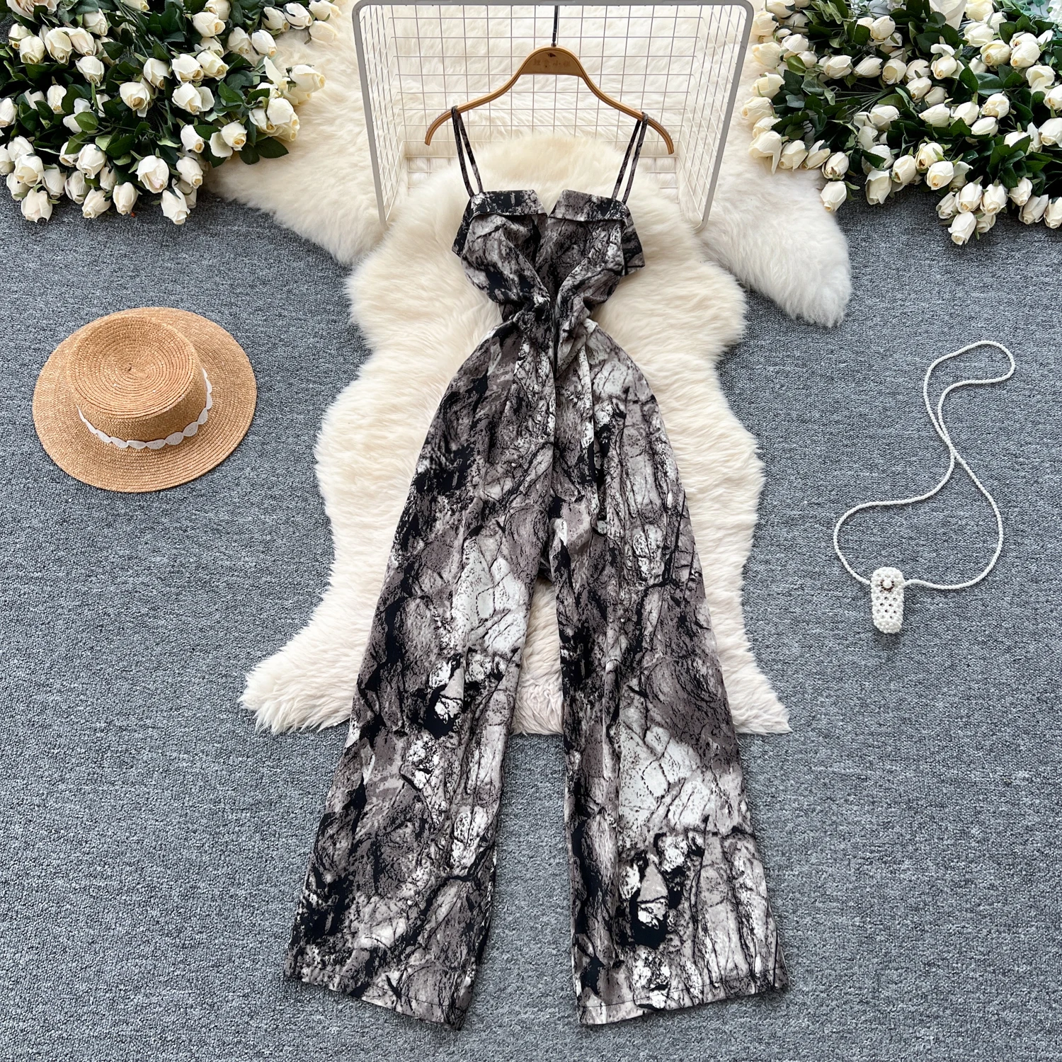 Women Sexy Slim print sleeveless Bodysuit Chic Fashion Elastic Bodycon Jumpsuits Spring Elegant Gothic Rompers
Women Sexy Slim print sleeveless Bodysuit Chic Fashion Elastic Bodycon Jumpsuits Spring Elegant Gothic Rompers
