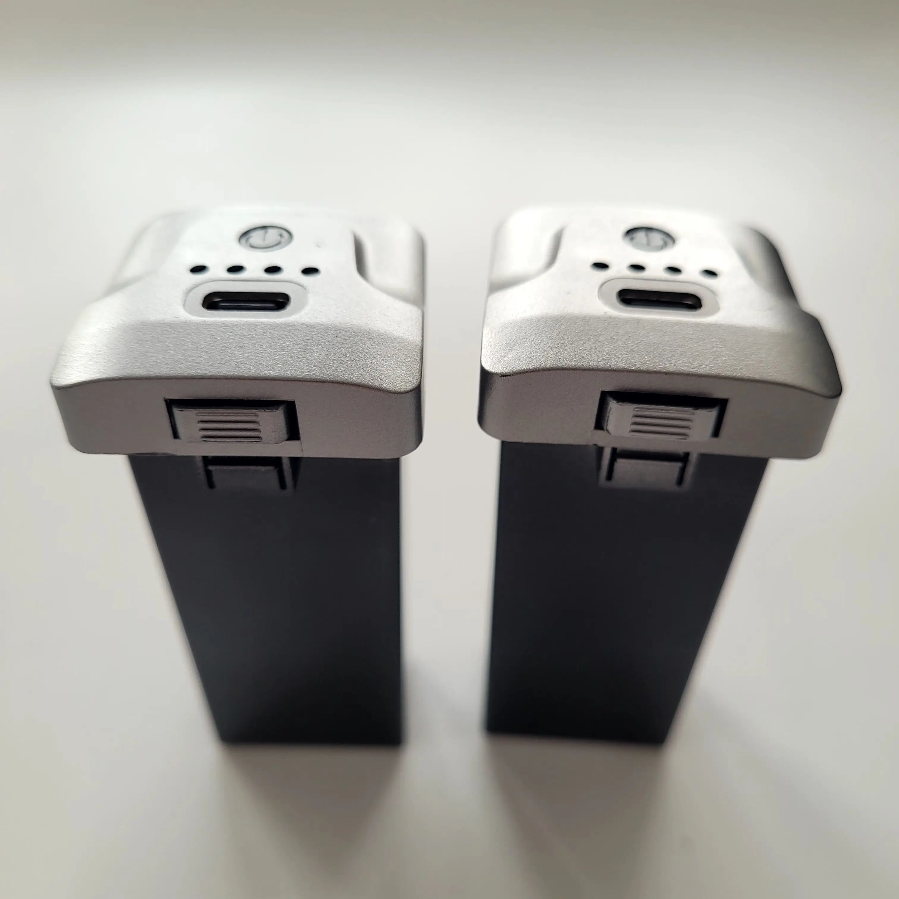 SG901 MAX Drone Original Battery 3.7V 3800mAh Lipo Battery Part for GPS FPV Drone SG901Max Battery Accessory 1/2PCS Battery
SG901 MAX Drone Original Battery 3.7V 3800mAh Lipo Battery Part for GPS FPV Drone SG901Max Battery Accessory 1/2PCS Battery