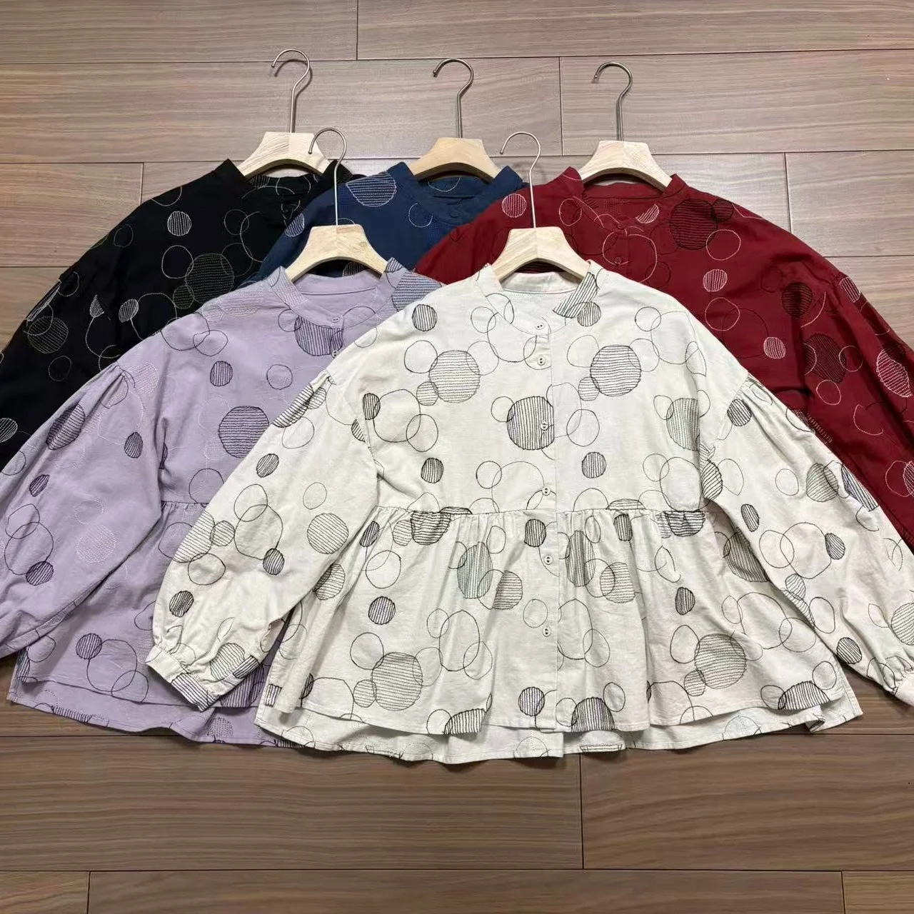Spring 2026 Women's Long Sleeve Embroidered Cotton Shirt Heavy Work Pure Cotton Doll Shirt Stand Collar Slimming Large Size
Spring 2026 Women's Long Sleeve Embroidered Cotton Shirt Heavy Work Pure Cotton Doll Shirt Stand Collar Slimming Large Size