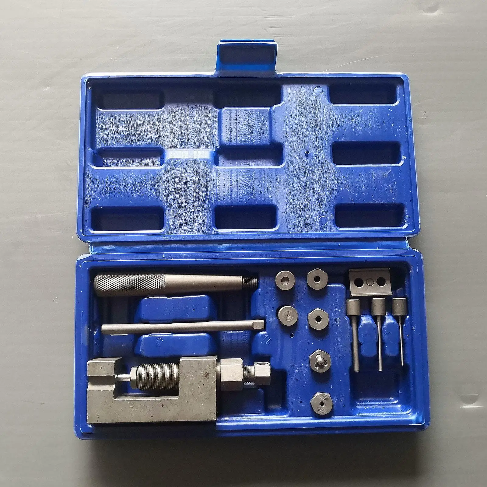 Motorcycle Chain Cutter Riveter Tool Set Four Pin Chain Breaker for Workshop Chain Repair and Cleaning
Motorcycle Chain Cutter Riveter Tool Set Four Pin Chain Breaker for Workshop Chain Repair and Cleaning