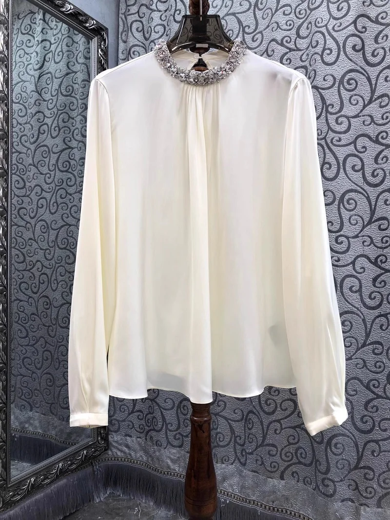 Top Quality New Silk Blouse Shirt 2025 Spring Summer Ladies Beading Deco Long Sleeve Elegant Loose White Black Silk Tops Female
Top Quality New Silk Blouse Shirt 2025 Spring Summer Ladies Beading Deco Long Sleeve Elegant Loose White Black Silk Tops Female