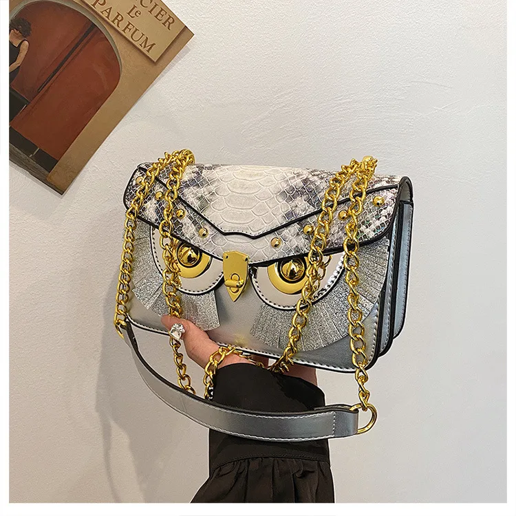 2025 Luxury Studded Owl Chain Bag for Women, Adjustable Crossbody & Shoulder Tote, Premium Day-to-Night Versatile
2025 Luxury Studded Owl Chain Bag for Women, Adjustable Crossbody & Shoulder Tote, Premium Day-to-Night Versatile