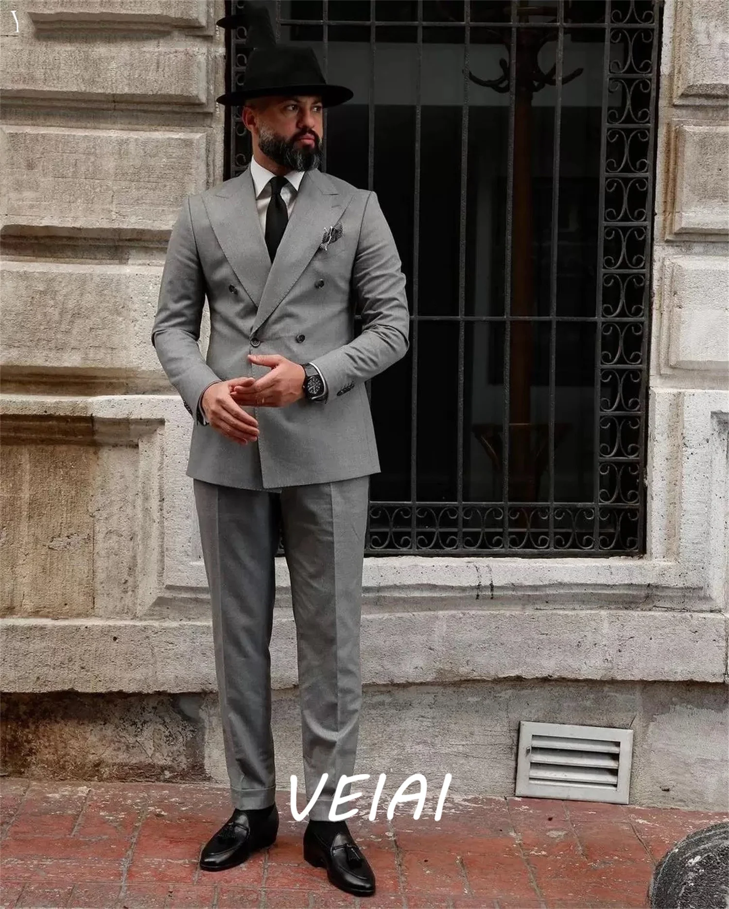 CustomizedGrey Business Suits for Men 2 Pieces Peak Lapel Double Breasted Blazer Sets trajes de hombre Wedding Tuxedos Suit Jack
CustomizedGrey Business Suits for Men 2 Pieces Peak Lapel Double Breasted Blazer Sets trajes de hombre Wedding Tuxedos Suit Jack