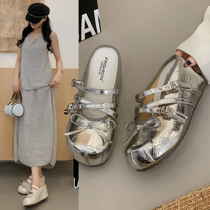 Women's Silver Metallic Mary Jane Flats Double Buckle Strap Bow Decor Closed Toe Platform Casual Walking Shoes For Daily Wear
Women's Silver Metallic Mary Jane Flats Double Buckle Strap Bow Decor Closed Toe Platform Casual Walking Shoes For Daily Wear