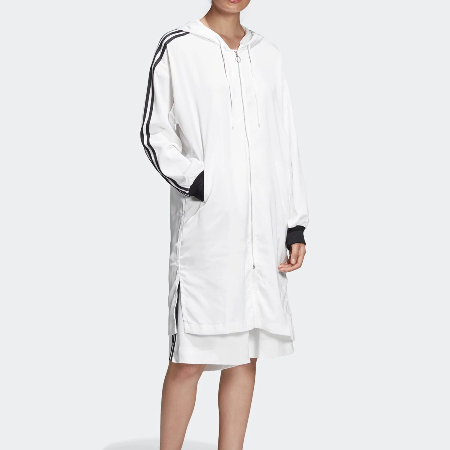Летняя женская спортивная куртка Adidas Originals Authentic Trefoil 19 DU7255
Летняя женская спортивная куртка Adidas Originals Authentic Trefoil 19 DU7255