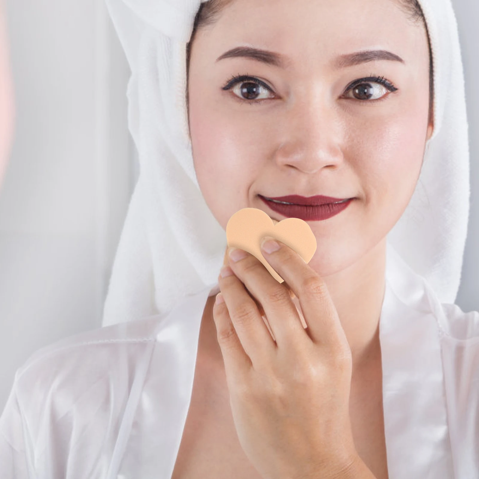 4 Pcs Heart Shaped Makeup Sponges Blender Powder Puff Foundation Portable Skin Care Tool Applicator for Women
4 Pcs Heart Shaped Makeup Sponges Blender Powder Puff Foundation Portable Skin Care Tool Applicator for Women