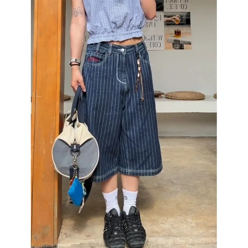 Women's Light Blue Calf Length Cargo Jeans Harajuku Y2k Baggy Denim Trousers Japanese 2000s Oversize Jean Pants Vintage Clothes
Women's Light Blue Calf Length Cargo Jeans Harajuku Y2k Baggy Denim Trousers Japanese 2000s Oversize Jean Pants Vintage Clothes