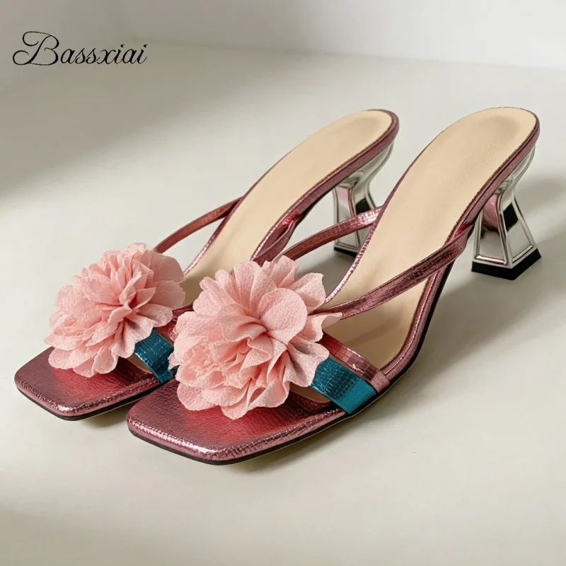 Concise Style Square Toe Vivid Flower Sandals Women Pink Color Block Heel Slingbacks Summer Mules
Concise Style Square Toe Vivid Flower Sandals Women Pink Color Block Heel Slingbacks Summer Mules