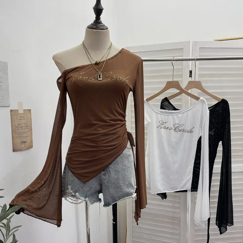 Slanted Shoulder Mesh Top Women Hot Diamond Design Slim Fit Big Horn Sleeve Spice Girl Drawstring Top
Slanted Shoulder Mesh Top Women Hot Diamond Design Slim Fit Big Horn Sleeve Spice Girl Drawstring Top