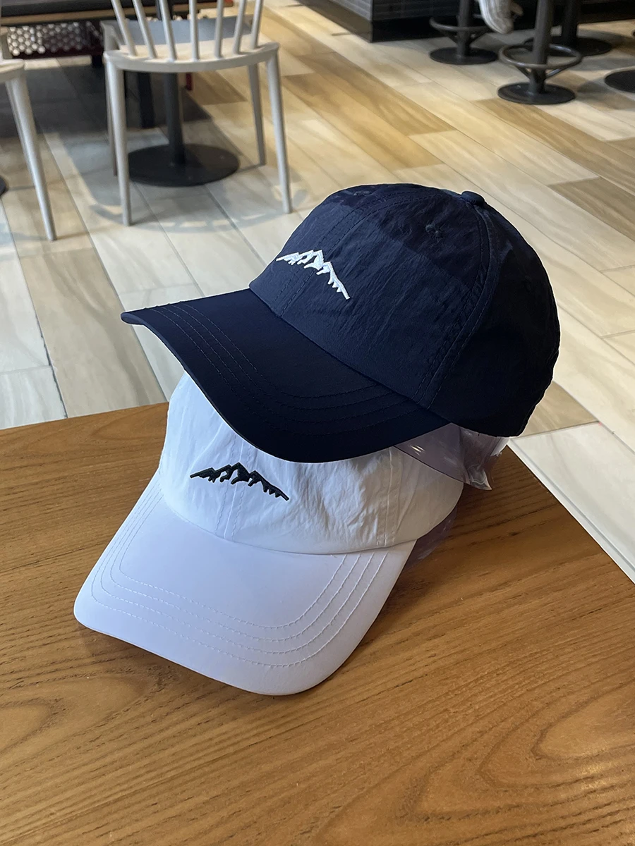 Summer Quick-Drying Travel Sun-Proof Thin Quick-Drying Baseball Cap Sun Protection for Men and Women Peaked Cap
Summer Quick-Drying Travel Sun-Proof Thin Quick-Drying Baseball Cap Sun Protection for Men and Women Peaked Cap