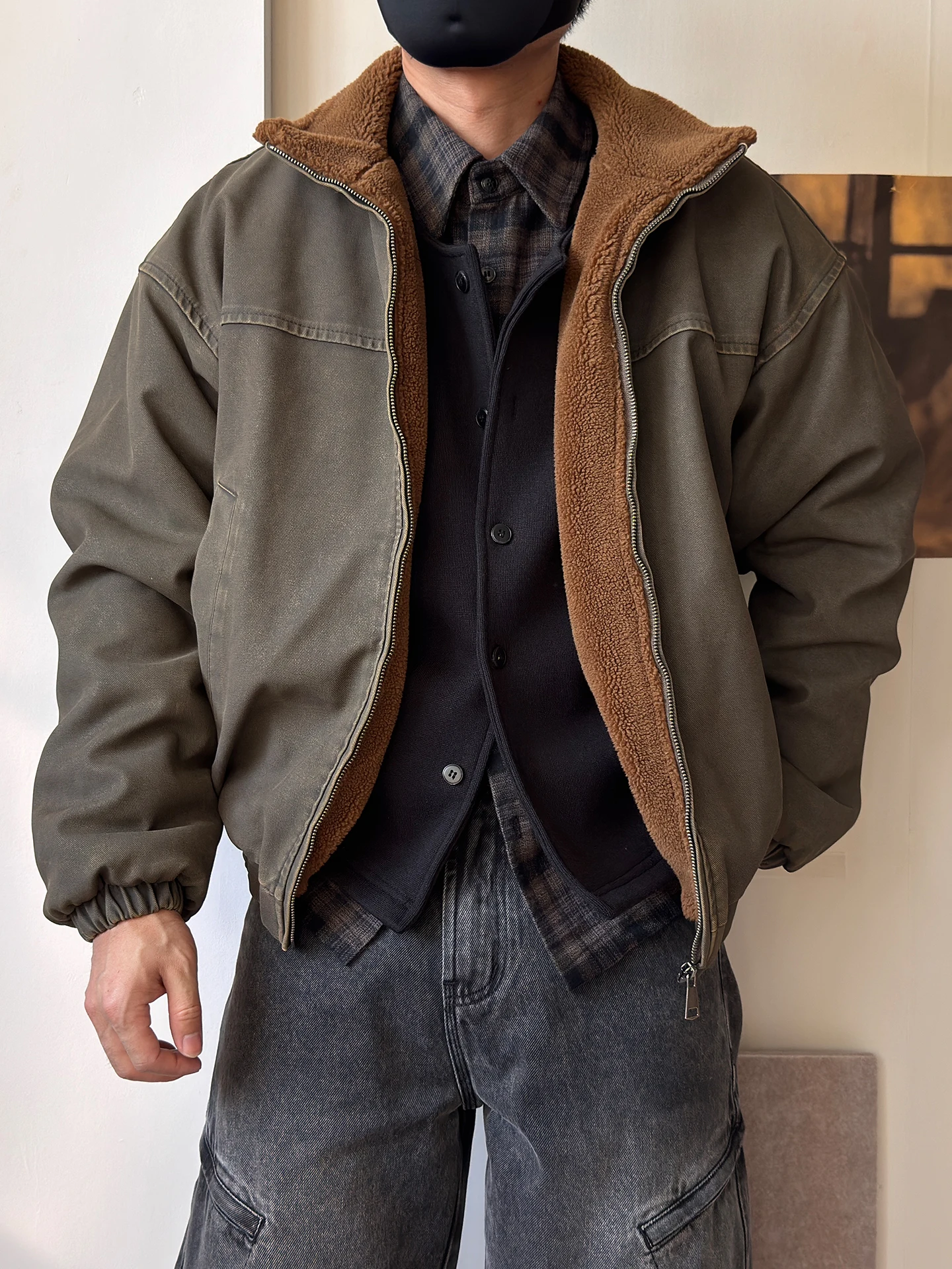 American Sle Thiened Stand Collar Lamb Velvet Cotton Jaet Men's Winter Workwear Jaet Windproof Warmth Youth Casual
American Sle Thiened Stand Collar Lamb Velvet Cotton Jaet Men's Winter Workwear Jaet Windproof Warmth Youth Casual