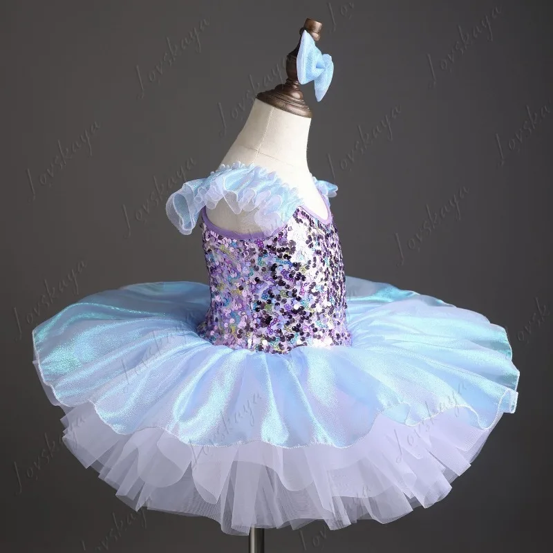 Girls' Ballet Tutu Skirt with Suspender Gauze Design Children's Dance Performance Clothes Little Swan Costume
Girls' Ballet Tutu Skirt with Suspender Gauze Design Children's Dance Performance Clothes Little Swan Costume