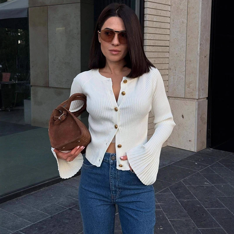 Tornova Retro Cardigan Flare Sleeve Sweater For Women Close-waist 2025 New Rib Knitted Outwear Autumn Winter Fashion Female
Tornova Retro Cardigan Flare Sleeve Sweater For Women Close-waist 2025 New Rib Knitted Outwear Autumn Winter Fashion Female