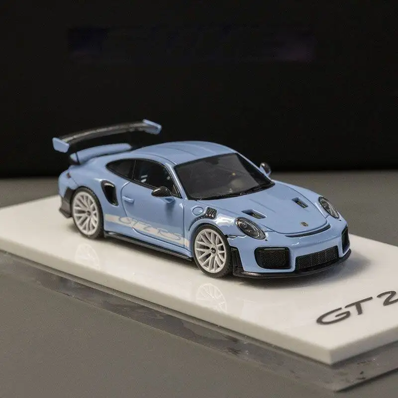SUHE 1:64 GT2RS Cast Iron Pressed Resin Automobile Model, Boys' Festival Gift Toy Collection Decoration Decorative Item.
SUHE 1:64 GT2RS Cast Iron Pressed Resin Automobile Model, Boys' Festival Gift Toy Collection Decoration Decorative Item.