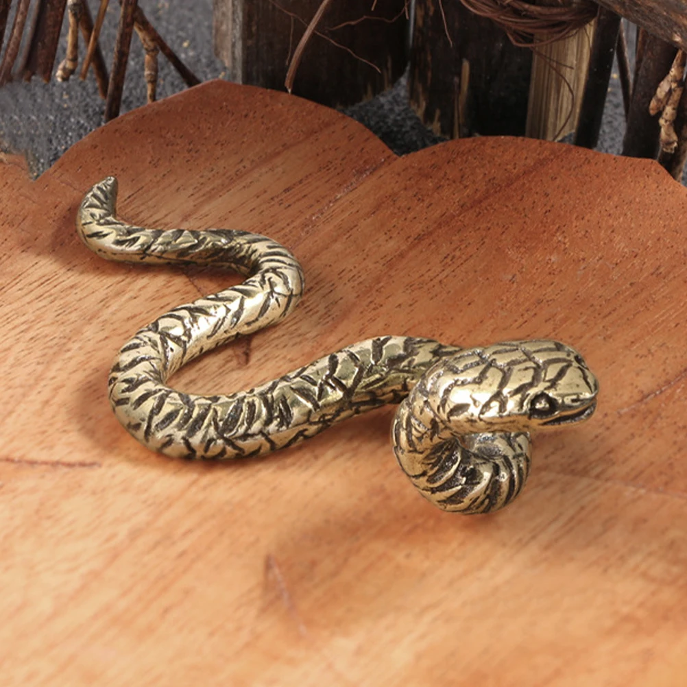 Cobra Ornaments Vintage Decor Chinese New Year Snake Figures Brass Home Statue Collection
Cobra Ornaments Vintage Decor Chinese New Year Snake Figures Brass Home Statue Collection