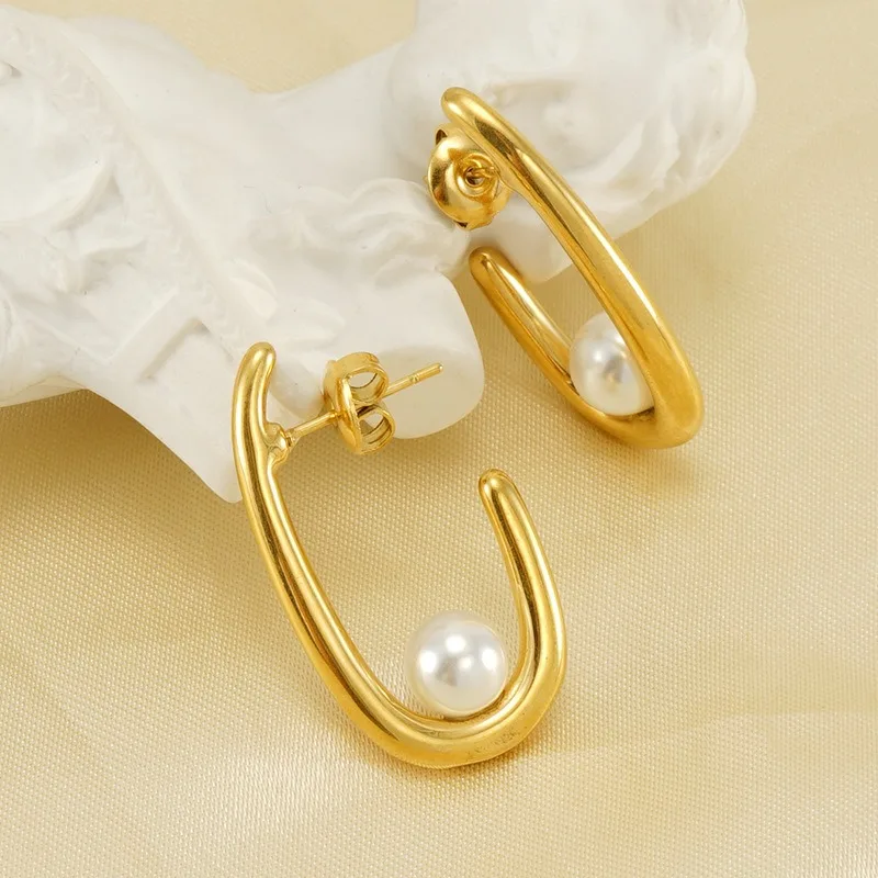 Fashion Temperament Pearl Earrings Female French Internet Celebrity Stainless Steel Geometric Earrings Jewelry
Fashion Temperament Pearl Earrings Female French Internet Celebrity Stainless Steel Geometric Earrings Jewelry