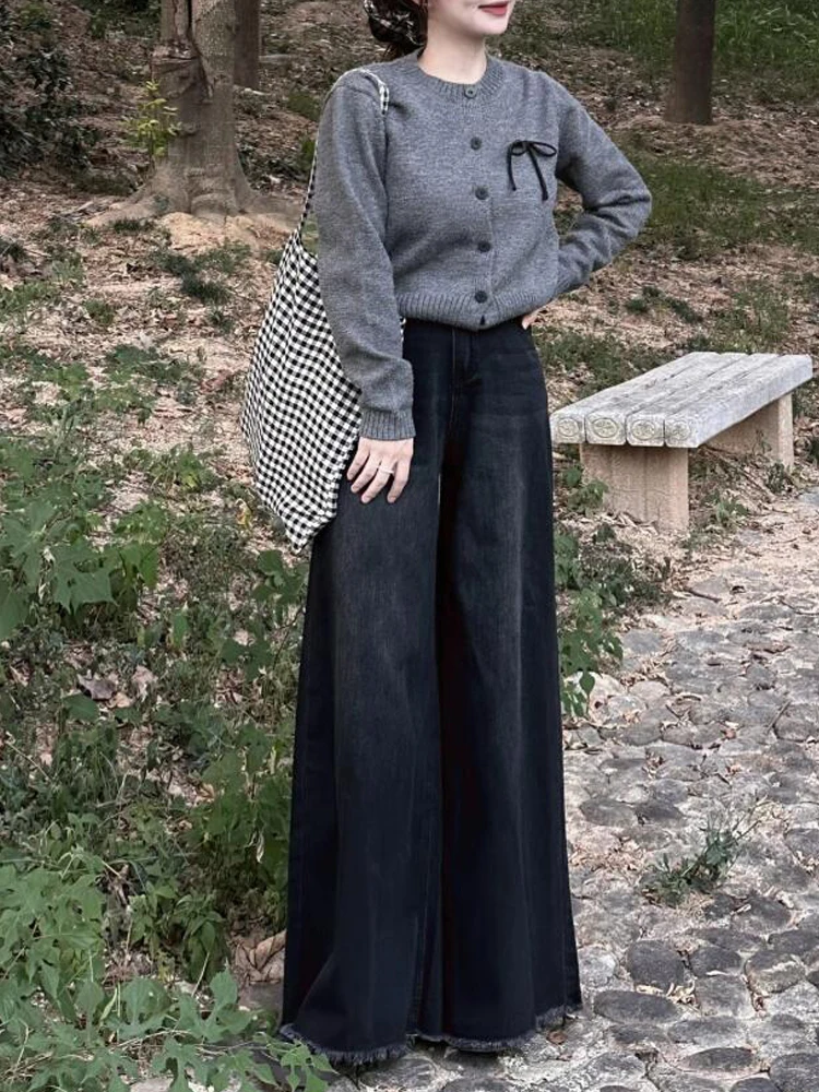 American Retro High Waist Wide Leg Denim Jeans Women's Autumn Winter New Loose Slimming Frayed Floor-Length Pants
American Retro High Waist Wide Leg Denim Jeans Women's Autumn Winter New Loose Slimming Frayed Floor-Length Pants