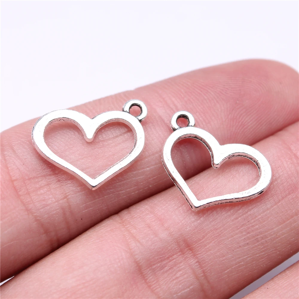 300pcs Charms 17x13mm Hollow Heart Charms DIY Jewelry Findings Antique Silver Color Alloy Charms
300pcs Charms 17x13mm Hollow Heart Charms DIY Jewelry Findings Antique Silver Color Alloy Charms