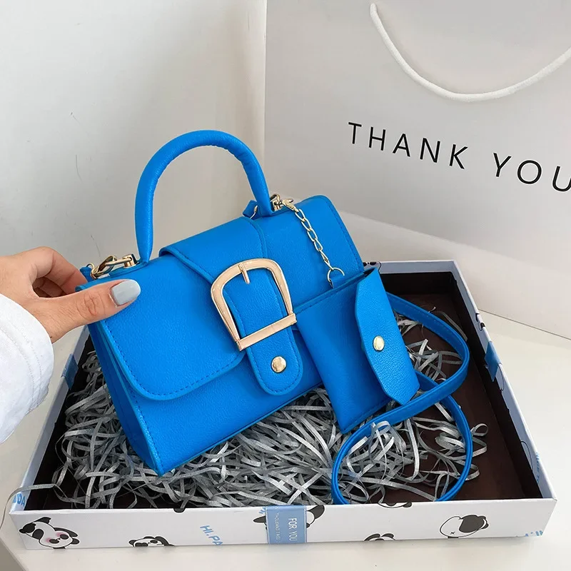 New 2025 Spring Women Bag Diamond Thick Chain Handbags Small Square Shoulder Messenger Bag Klein Blue Fashion Crossbody Bag
New 2025 Spring Women Bag Diamond Thick Chain Handbags Small Square Shoulder Messenger Bag Klein Blue Fashion Crossbody Bag