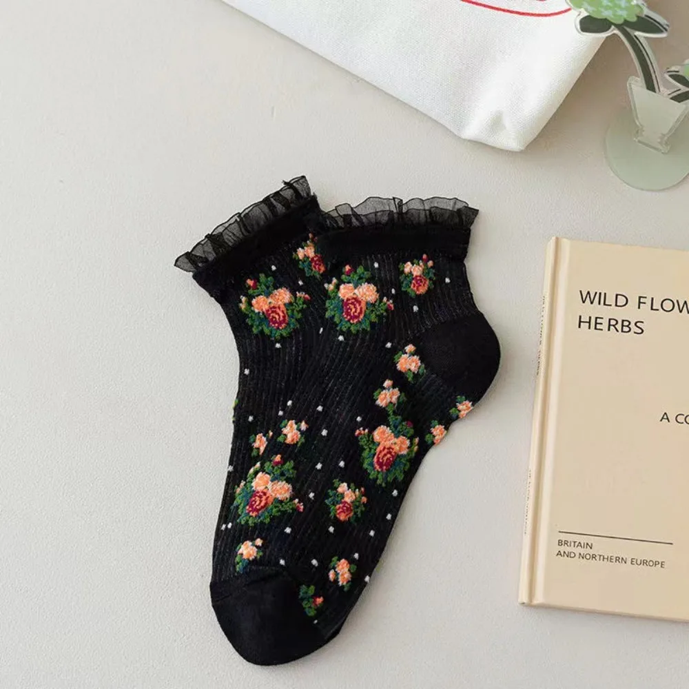 Fashion Floral Embroidery Women Cotton Socks Lolita Lace Ruffle Breathable Sports Socks Cotton Comfortable Casual Socks
Fashion Floral Embroidery Women Cotton Socks Lolita Lace Ruffle Breathable Sports Socks Cotton Comfortable Casual Socks