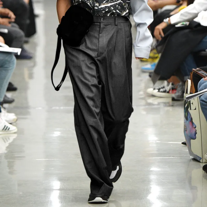 Men's Loose Wide Leg Pants 2022 Autumn New Japanese Fashion Trend Urban Simple Slim Straight Tube Casual Pants
Men's Loose Wide Leg Pants 2022 Autumn New Japanese Fashion Trend Urban Simple Slim Straight Tube Casual Pants
