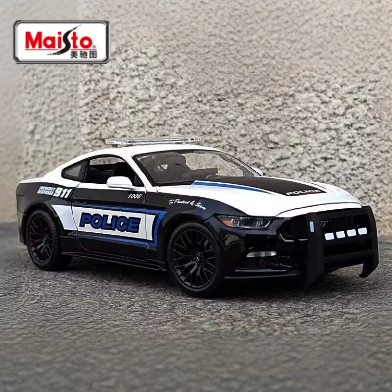 Maisto 1:18 2015, модель спортивного автомобиля из сплава Ford Mustang GT, литая под давлением металлическая полицейская гоночная машина, модель автомобиля, имитация детской игрушки в подарок
Maisto 1:18 2015, модель спортивного автомобиля из сплава Ford Mustang GT, литая под давлением металлическая полицейская гоночная машина, модель автомобиля, имитация детской игрушки в подарок