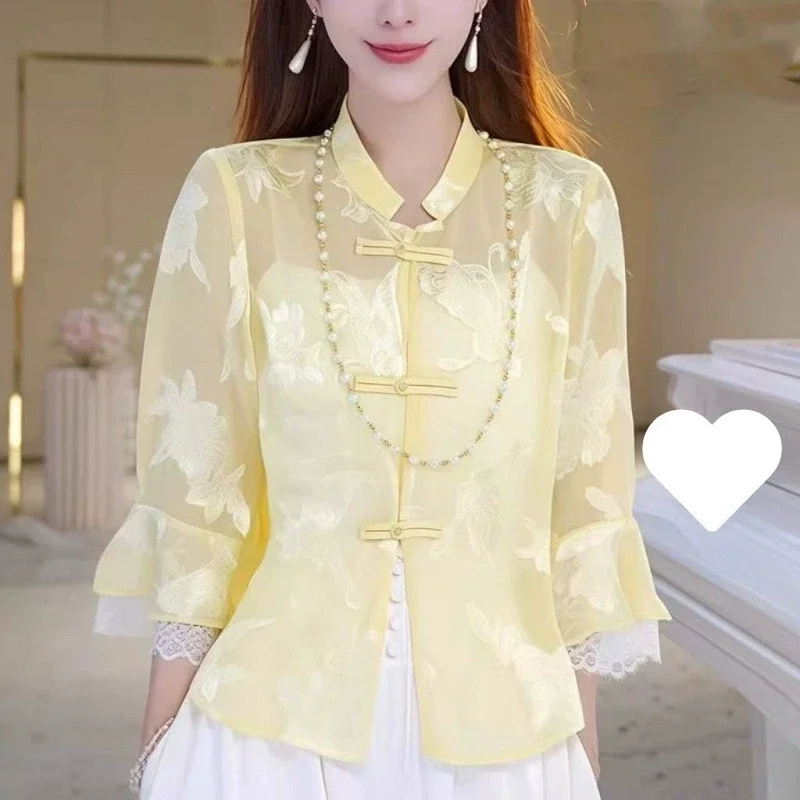 Women's Summer Retro Elegant Loose Casual Button up Shirt Blouse Coat Chinese Style Sunscreen Cardigan Top
Women's Summer Retro Elegant Loose Casual Button up Shirt Blouse Coat Chinese Style Sunscreen Cardigan Top