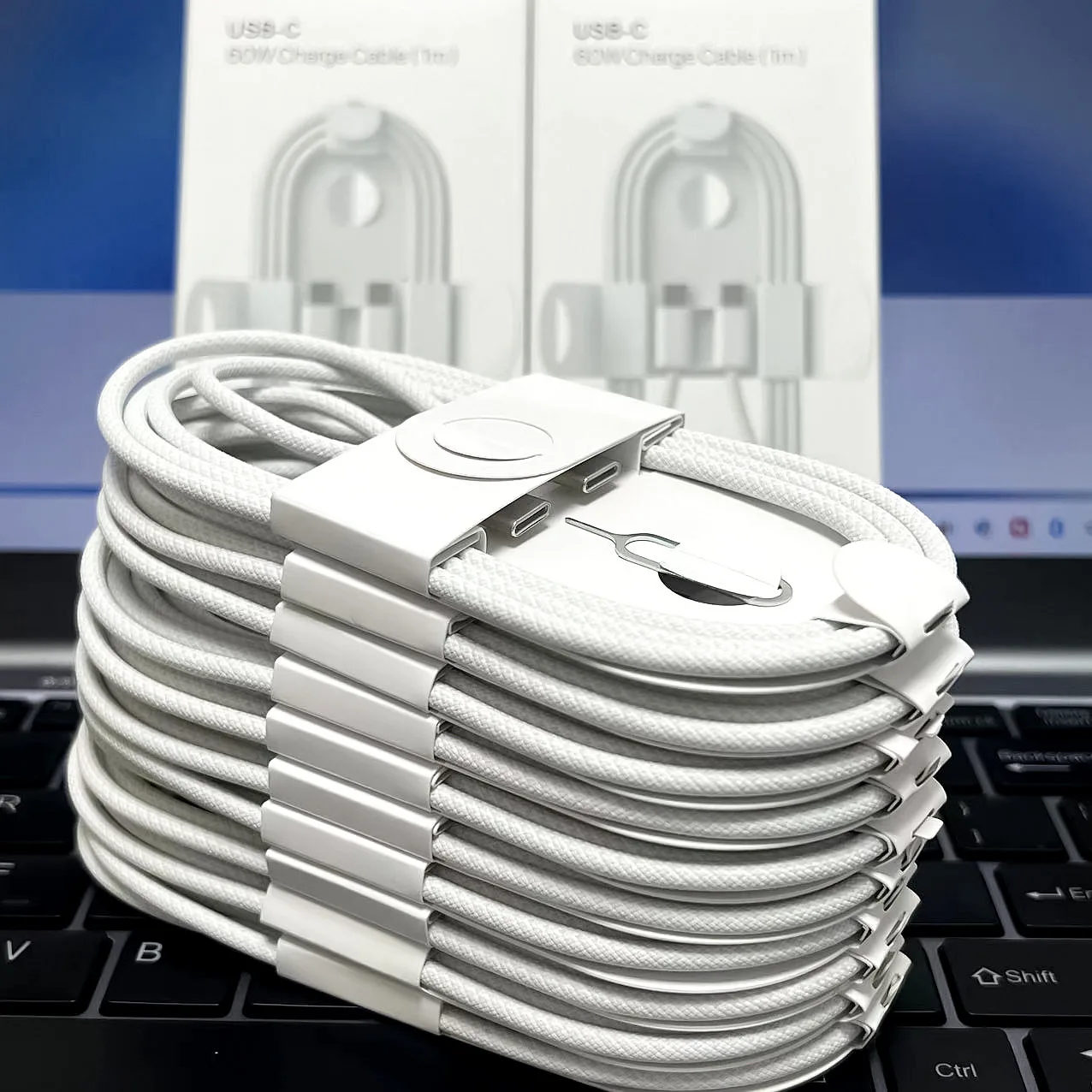 New Original 60W Type C to USB C Cable Fast Charge For iPhone 16 15 Pro Max Plus Samsung Xiaomi Phone Type C Charging PD Cable
New Original 60W Type C to USB C Cable Fast Charge For iPhone 16 15 Pro Max Plus Samsung Xiaomi Phone Type C Charging PD Cable