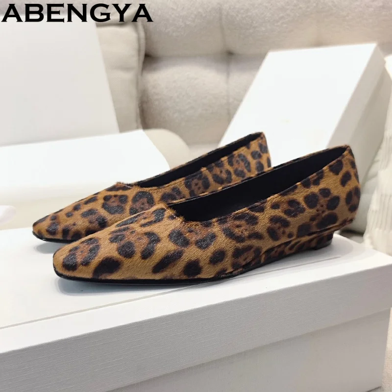 Spring Leopard Leather Wedge Heels Gladiator Shoes For Women Loafers Point Toe Comfort Modern Pumps Woman Marry Jean Shoes Woman
Spring Leopard Leather Wedge Heels Gladiator Shoes For Women Loafers Point Toe Comfort Modern Pumps Woman Marry Jean Shoes Woman