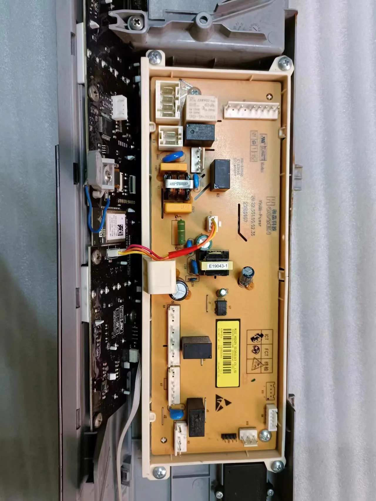 WD10XKX2362-001-1048 test ok circuit board motherboard
WD10XKX2362-001-1048 test ok circuit board motherboard