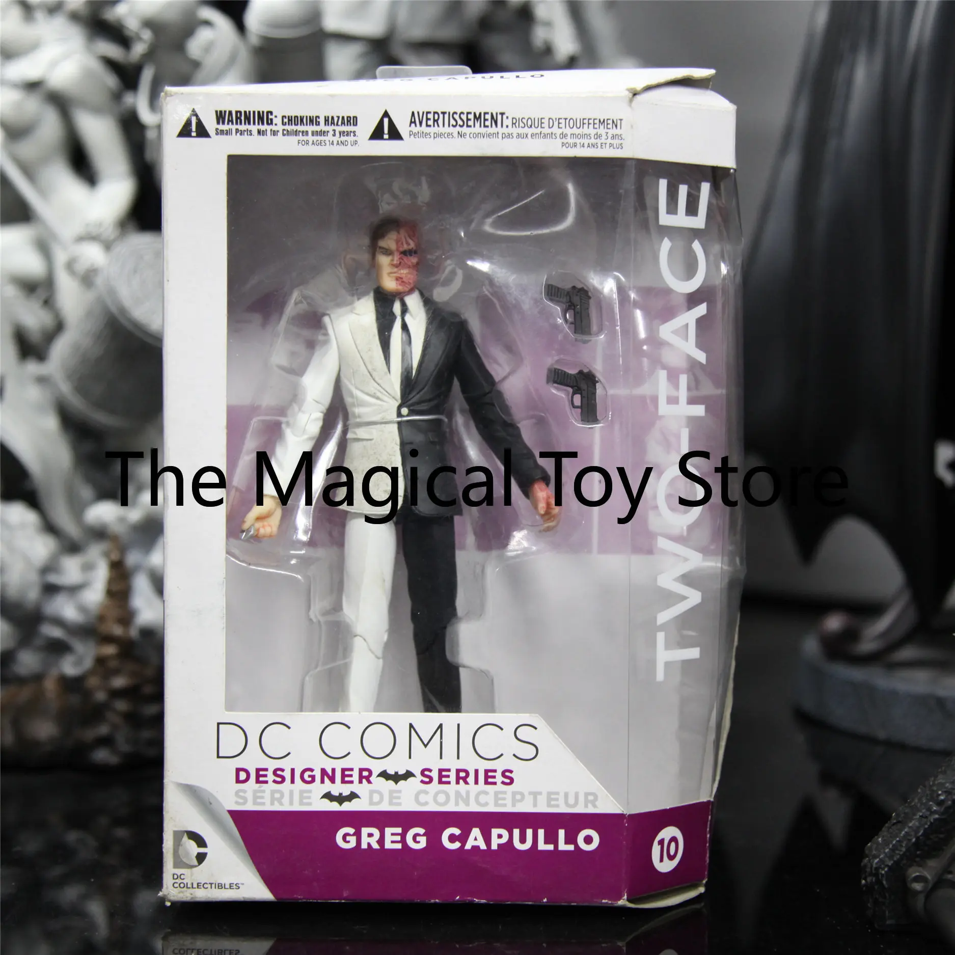 Original DC Justice League Two-Face Harvey Arkham Action Figure Birthday Gift Toy Collectible Model
Original DC Justice League Two-Face Harvey Arkham Action Figure Birthday Gift Toy Collectible Model