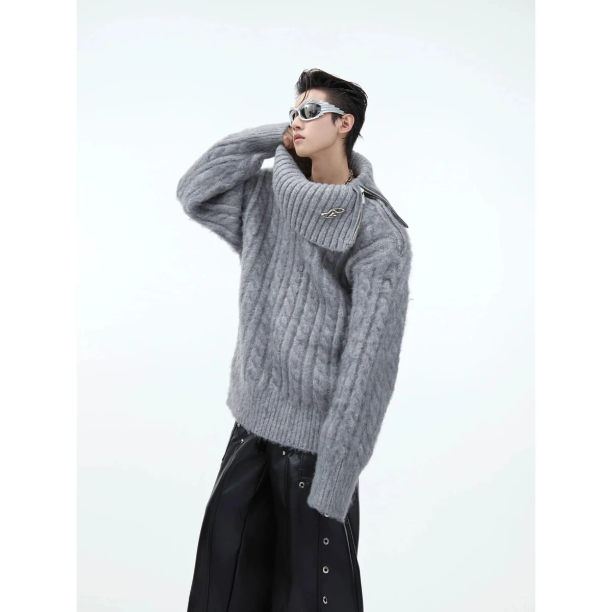 Autumn Winter Thiened Soft High Collar Men's Sweater Lazy Loose Knitted irt Casual Faion Trendy Cotton Blend Camere
Autumn Winter Thiened Soft High Collar Men's Sweater Lazy Loose Knitted irt Casual Faion Trendy Cotton Blend Camere