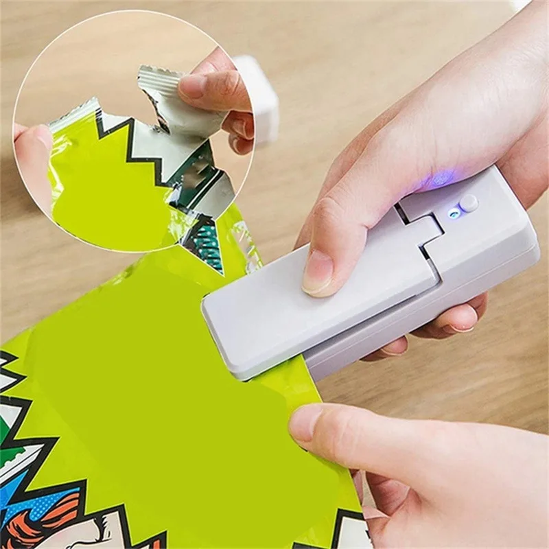 1PC Mini Sealer Is Convenient To Carry Compact Charging Type Sealer Food Bag Sealer Mini Sealer Kitchen Snack Sealing Machine
1PC Mini Sealer Is Convenient To Carry Compact Charging Type Sealer Food Bag Sealer Mini Sealer Kitchen Snack Sealing Machine