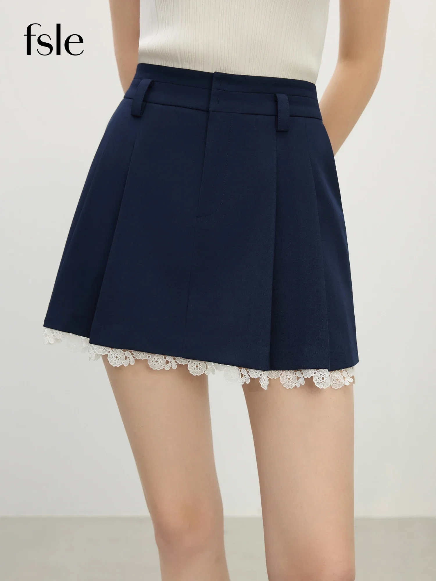 FSLE Women Mini Skirt College Style A-line Pleated High Waist Skirt for Women Spring 2025 New Lace Short Skirt 25FS11203
FSLE Women Mini Skirt College Style A-line Pleated High Waist Skirt for Women Spring 2025 New Lace Short Skirt 25FS11203
