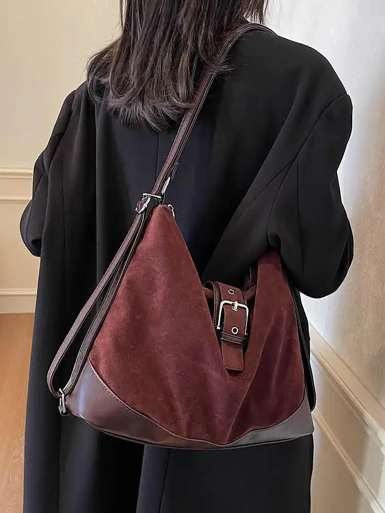 Coffee Colored Suede One Shoulder Bag Commuting Large Capacity Women's Tote Bags 2025 New Fashiona Retro Splicing Underarm Pack
Coffee Colored Suede One Shoulder Bag Commuting Large Capacity Women's Tote Bags 2025 New Fashiona Retro Splicing Underarm Pack