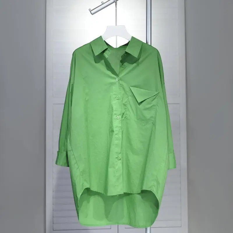 2022 New In Chic Women Shirt Long Sleeve Turn Down Collar Front Pocket Loose Green White Blouse Lady Single Breasted Cotton Tops
2022 New In Chic Women Shirt Long Sleeve Turn Down Collar Front Pocket Loose Green White Blouse Lady Single Breasted Cotton Tops