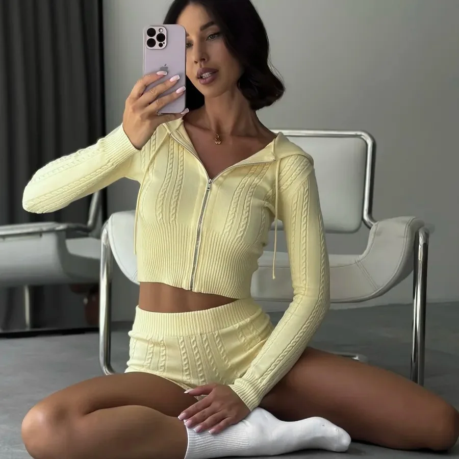 Spring Autumn Twist Knitted Shorts Set Women Zipper Hooded Long Sleeves Top+high Waist Slim Shorts Knitted Female Two Piece Set
Spring Autumn Twist Knitted Shorts Set Women Zipper Hooded Long Sleeves Top+high Waist Slim Shorts Knitted Female Two Piece Set