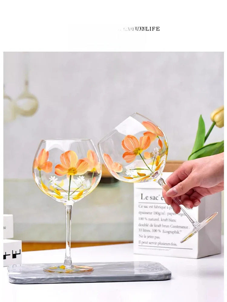 Creative Hand-Painted Crystal Wine Glasses Transparent High-Arched Red Wine Cups Nordic Style Glassware for Dining And Entert...
Creative Hand-Painted Crystal Wine Glasses Transparent High-Arched Red Wine Cups Nordic Style Glassware for Dining And Entert...