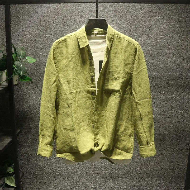 Весенне-осенняя однотонная рубашка для мужчин, модный британский модный топ с длинными рукавами, повседневный универсальный кардиган в корейском стиле 
Весенне-осенняя однотонная рубашка для мужчин, модный британский модный топ с длинными рукавами, повседневный универсальный кардиган в корейском стиле