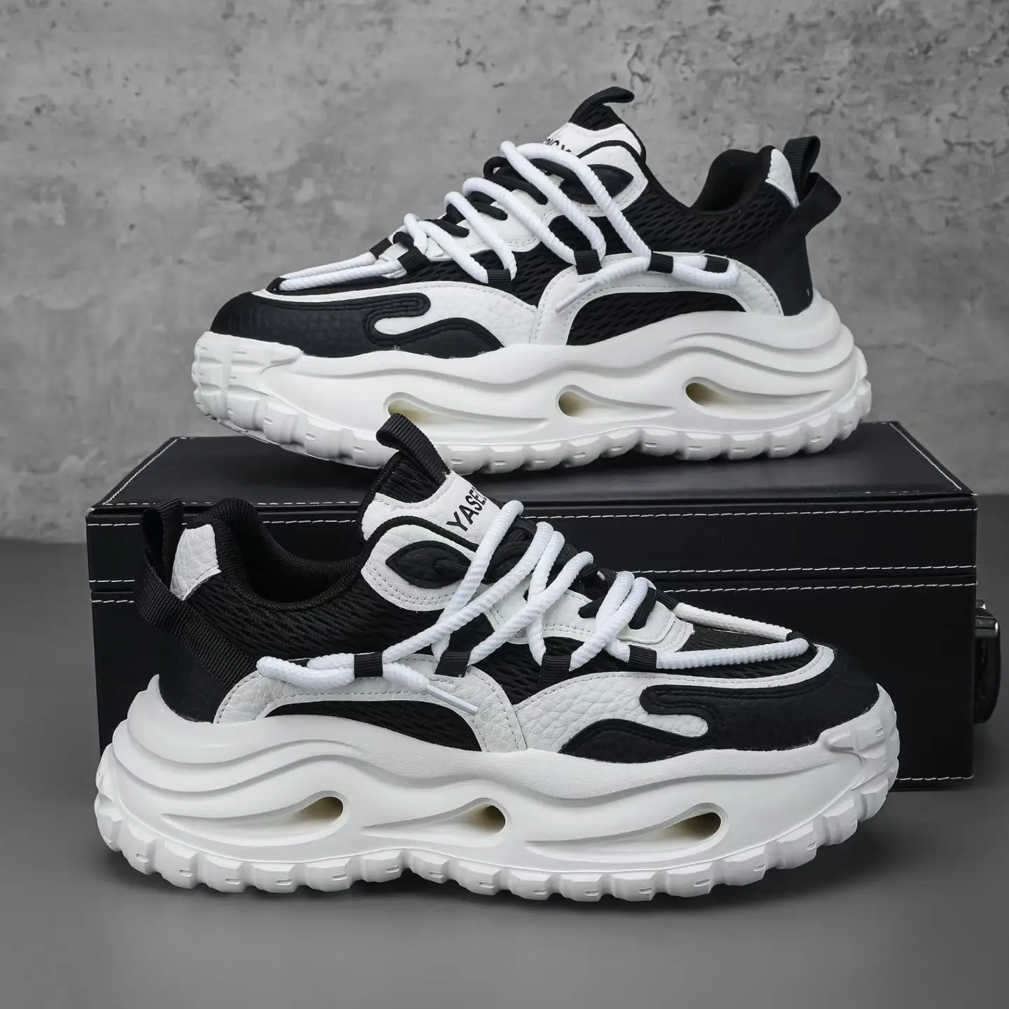 Men's Multicolour Chunky Sneakers All Day Comfort Casual Walking Trainers
Men's Multicolour Chunky Sneakers All Day Comfort Casual Walking Trainers