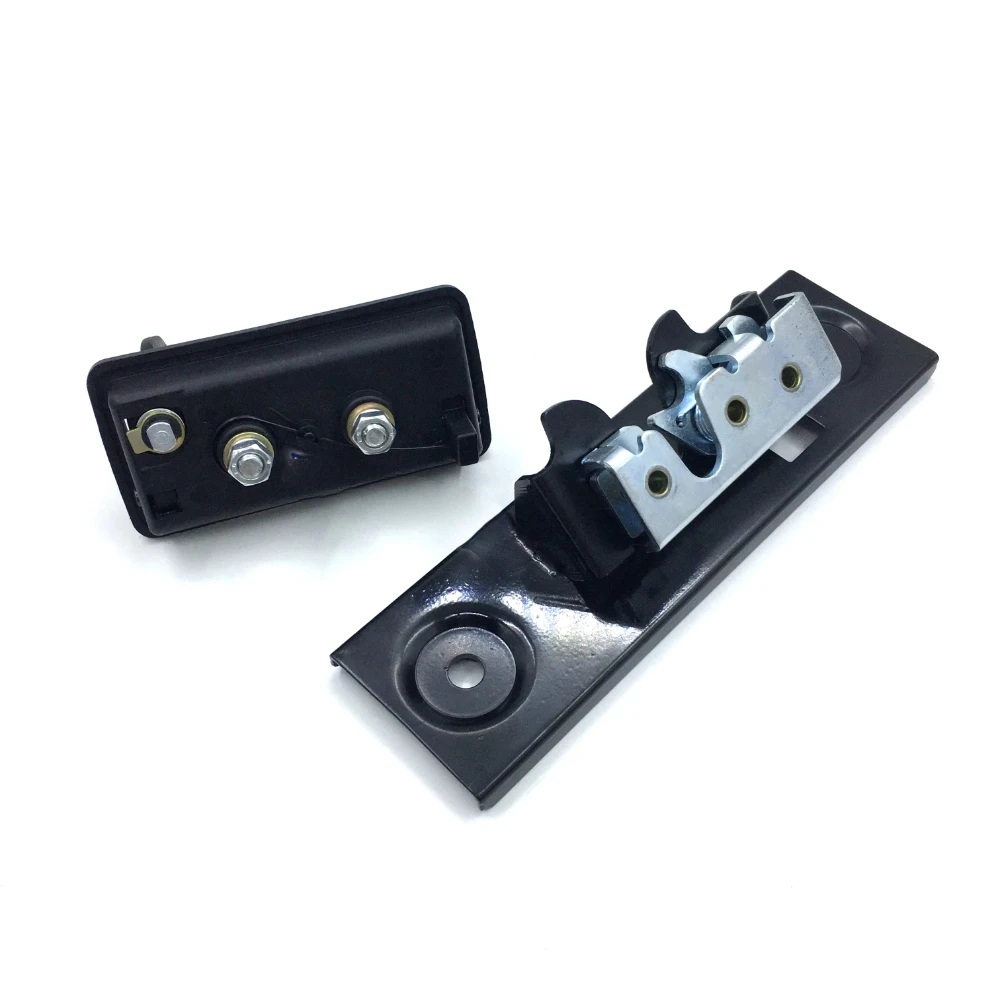 For Excavator Cylinder Head Lock for DX55-9C DX60-9C DX75-9C DX88-9c Engine Cover Lock Excavator Accessories
For Excavator Cylinder Head Lock for DX55-9C DX60-9C DX75-9C DX88-9c Engine Cover Lock Excavator Accessories